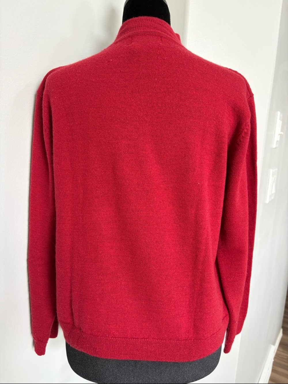 Tabi International Women's Red Cable Knit Mock Neck Sweater-Pure Wool - Picture 4 of 4